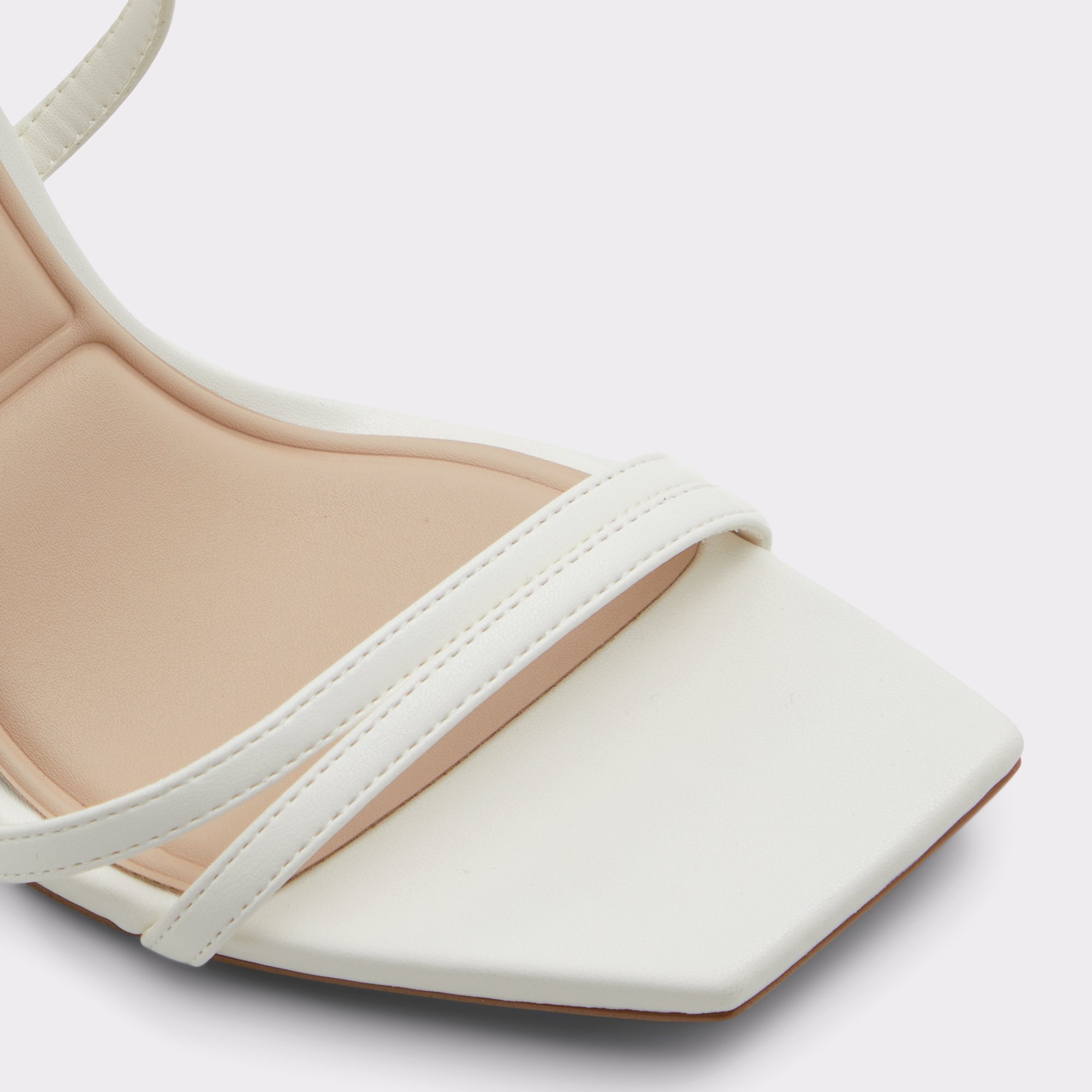 Phaedra White Women's Strappy sandals | ALDO Canada