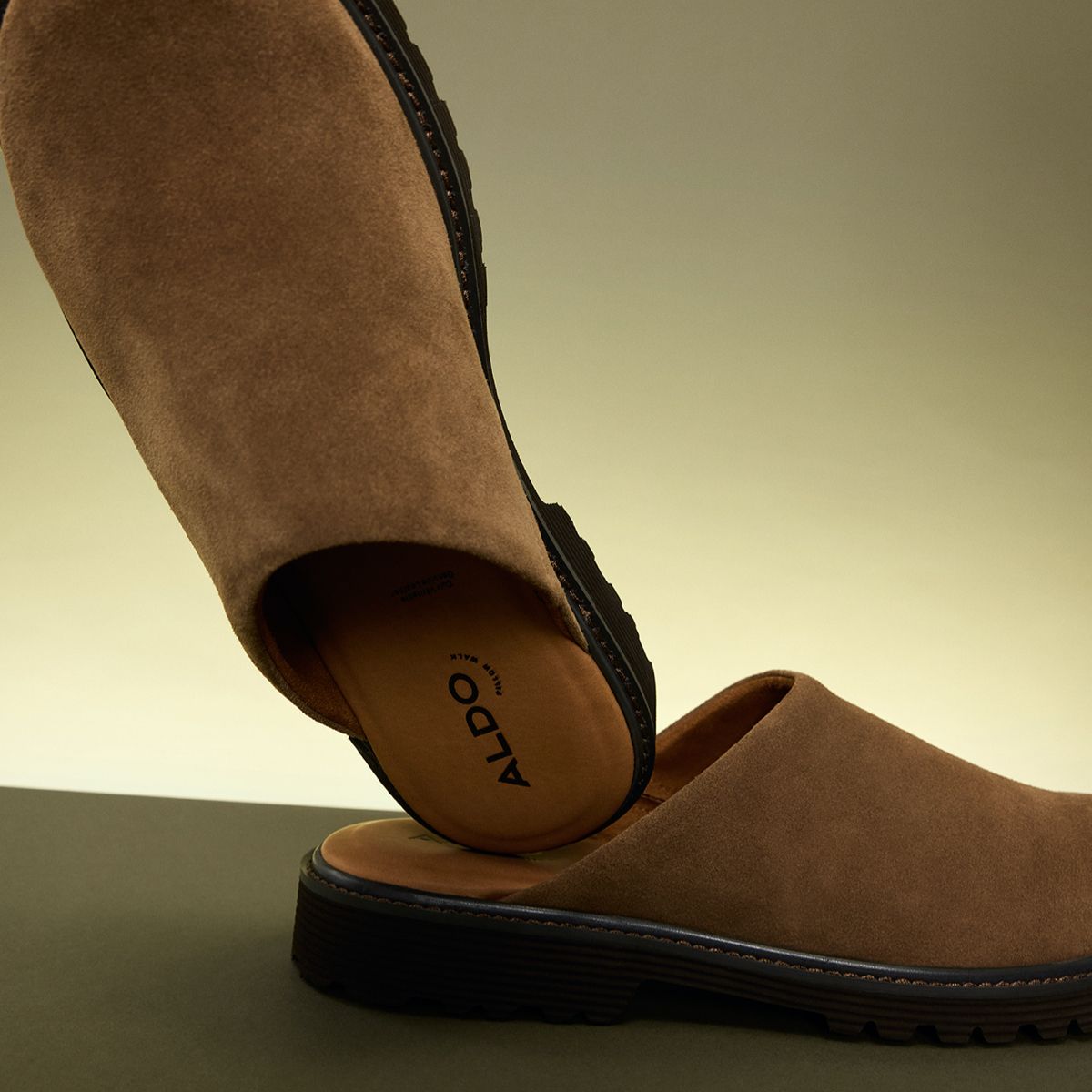 Piers Medium Brown Men's Slippers and clogs | ALDO Canada