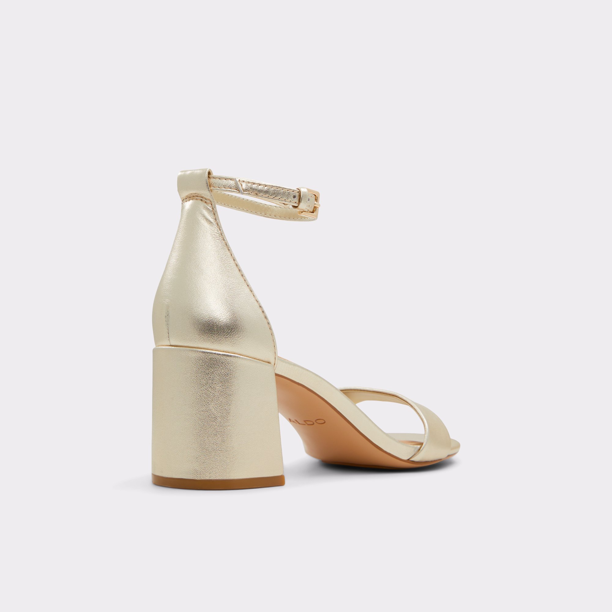 Pristine Champagne Women's Strappy sandals | ALDO Canada
