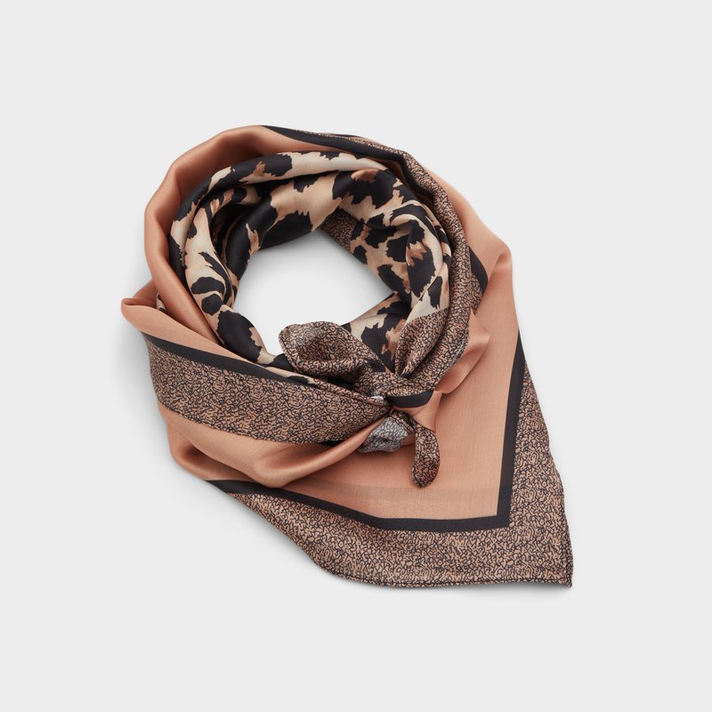 Rhaewan accesorio de mujer Rhaewan accesorio de mujer