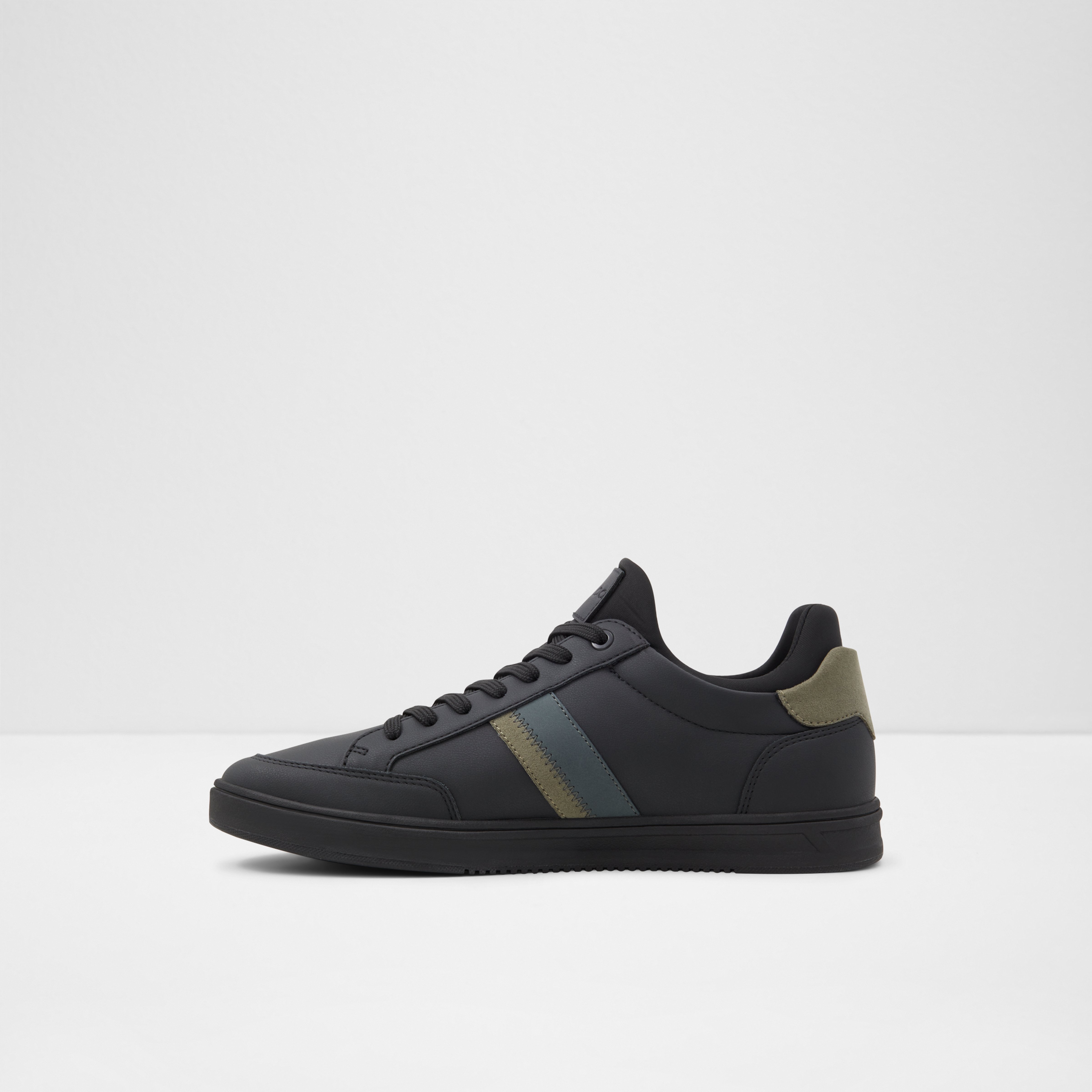 Rhiade Black Synthetic Mixed Material Men's Low top | ALDO Canada