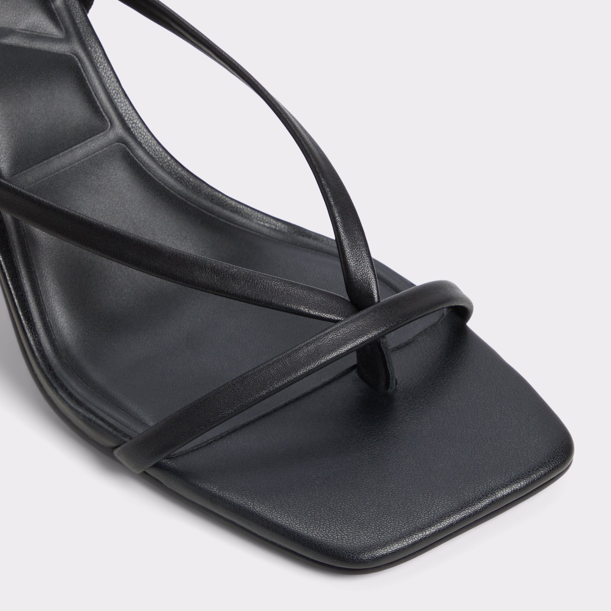 Riva Autre Noir Femmes Sandales tongs | ALDO Canada