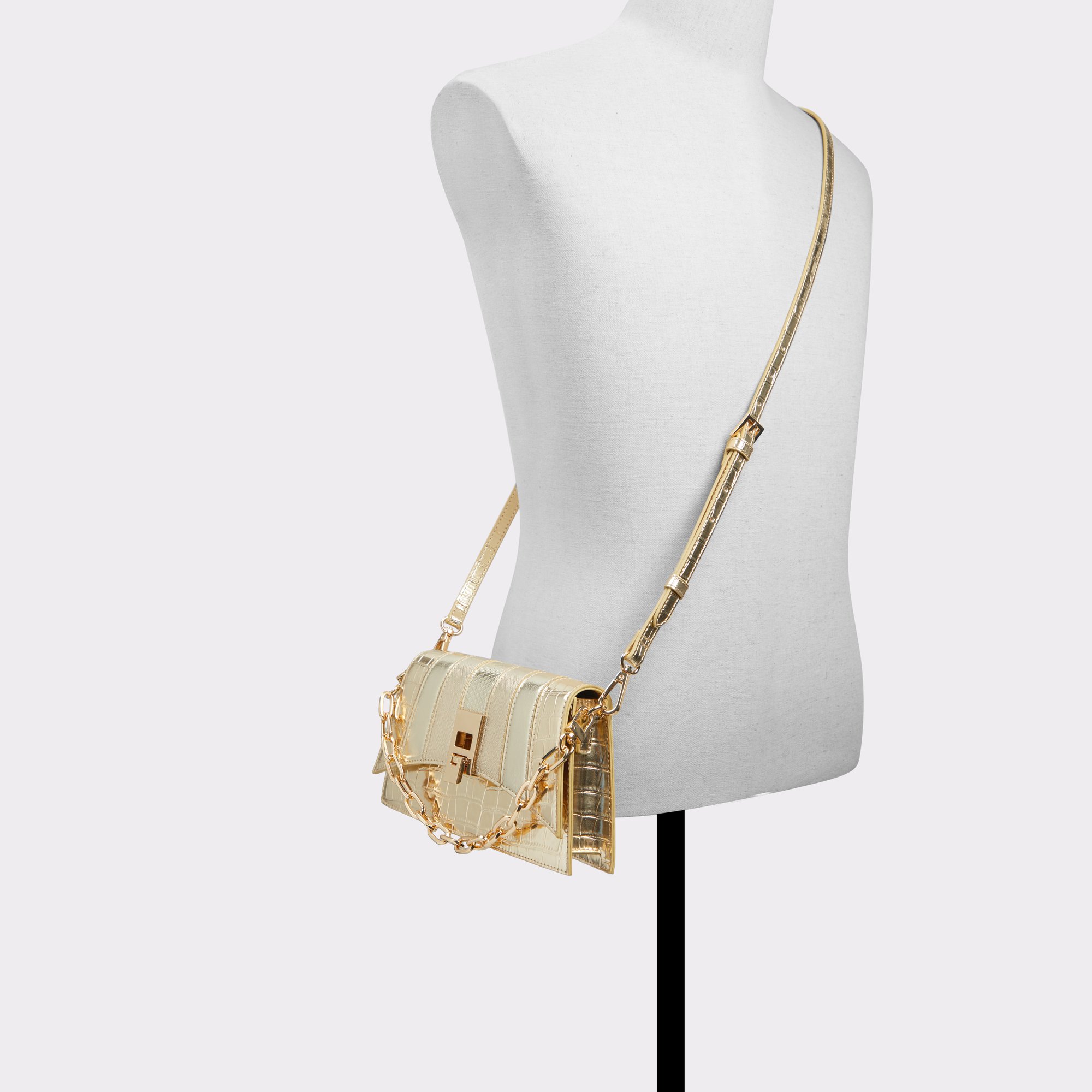Ryannaax Gold Women's Clutches & Evening bags | ALDO US