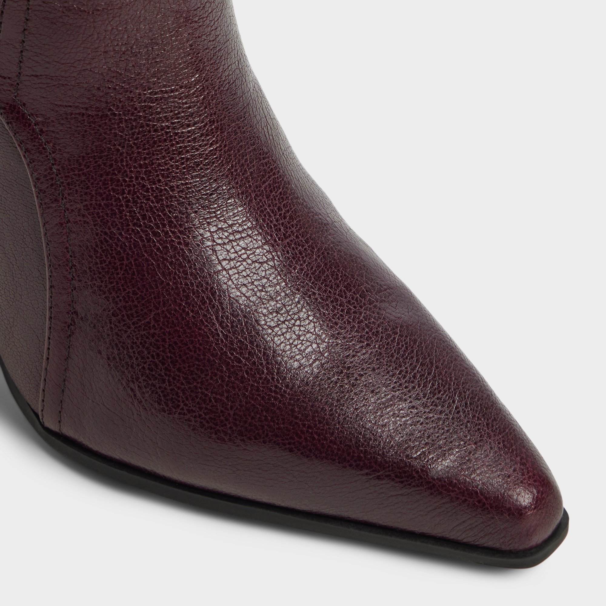 Saddle Bordo Femmes Bottes hautes | ALDO Canada