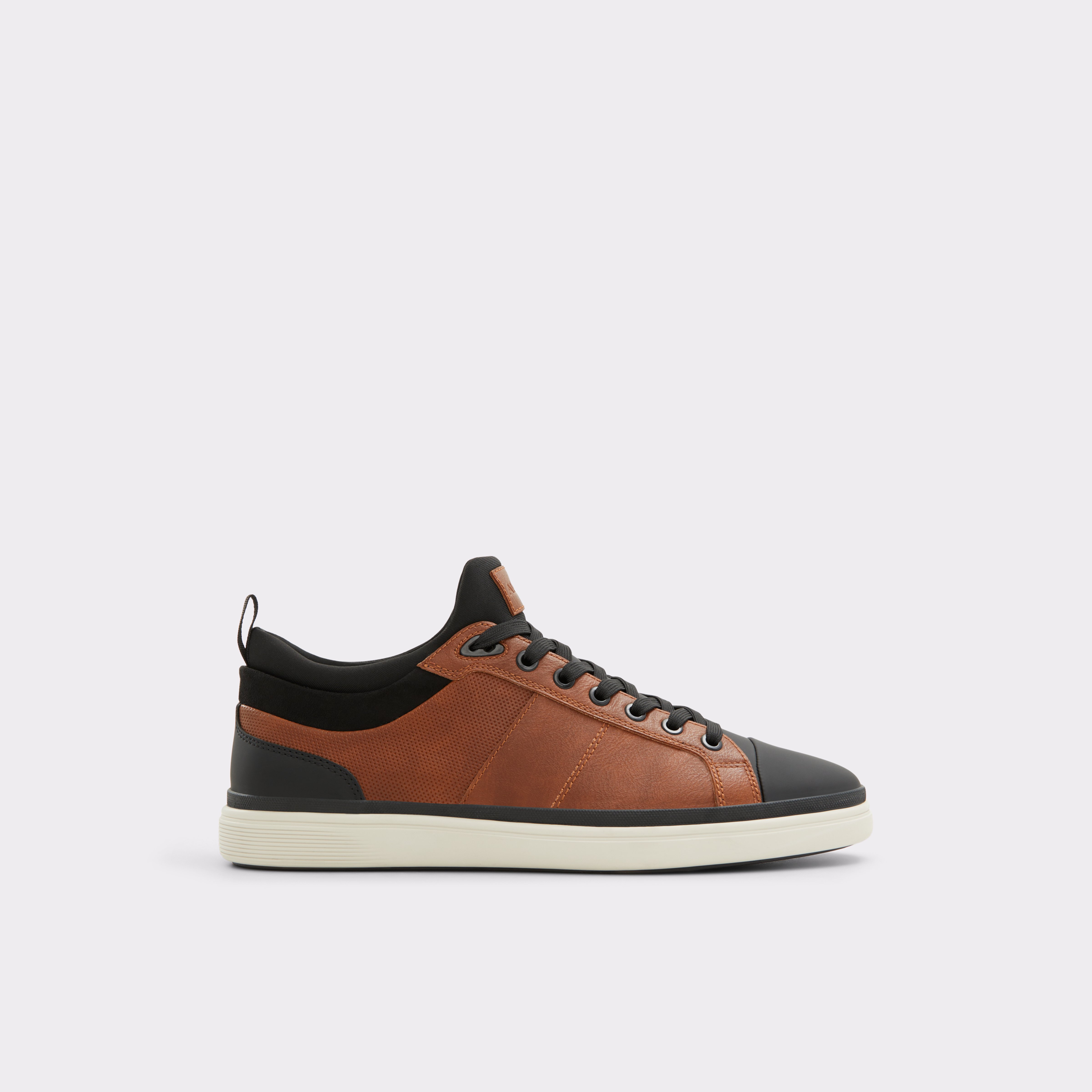【追跡あり!】ALDO Salloker ロートップスニーカー カップソール Salloker Black/Black Men's Sneakers | ALDO US