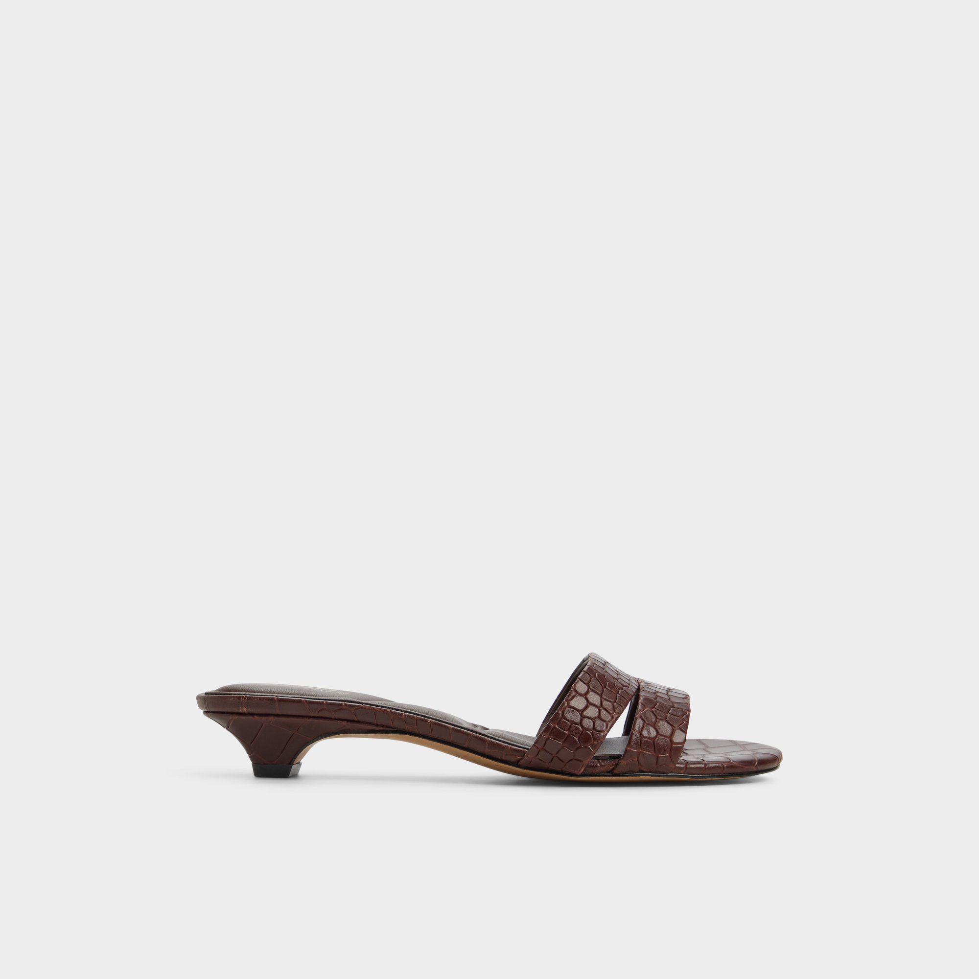 【ALDO】アニマル柄&スエード☆Scarletta☆ミニヒール・サンダル サンダル 靴 フリル＆パール調 ビーズ飾り チャンキーヒール