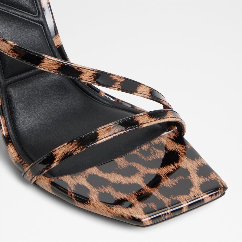 Scintilla sandalia de mujer