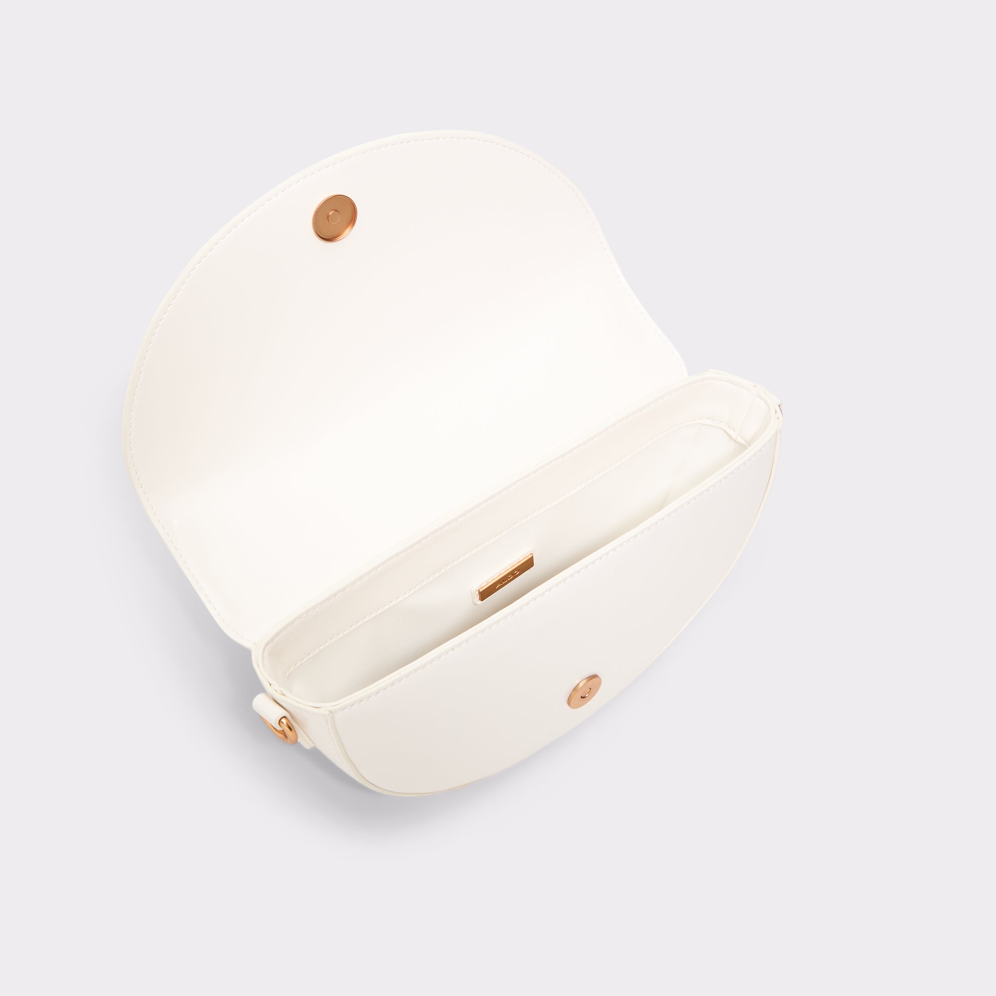 Shelleyyx Blanc Femmes Essentiels pour voyages | ALDO Canada