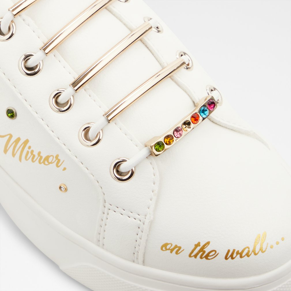 ディズニーコラボ【ALDO】白雪姫スニーカー☆Snowwhitekicks Snowwhitekicks Other White Women's Low top sneakers | ALDO US