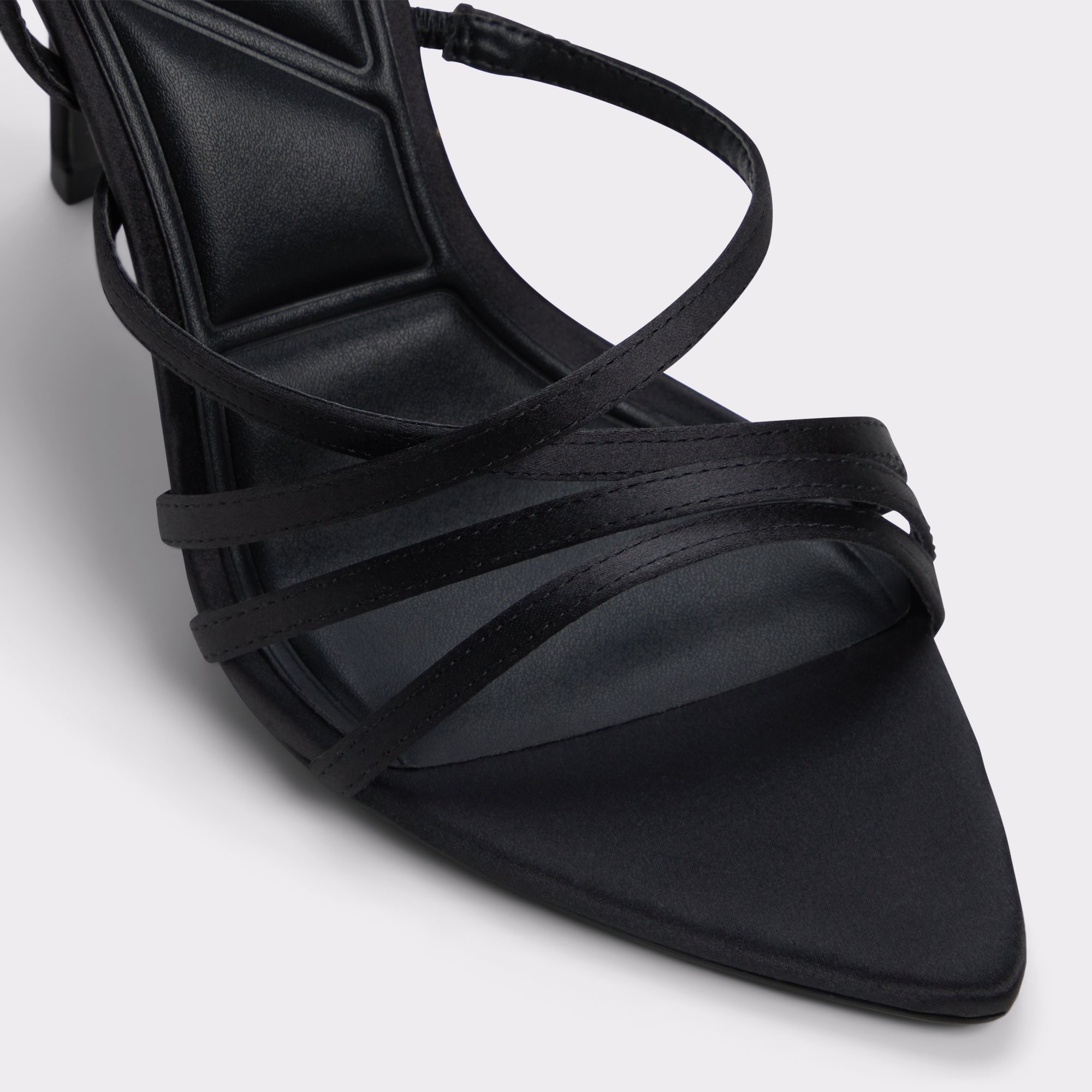 Solania Noir Femmes Sandale à lanières | ALDO Canada