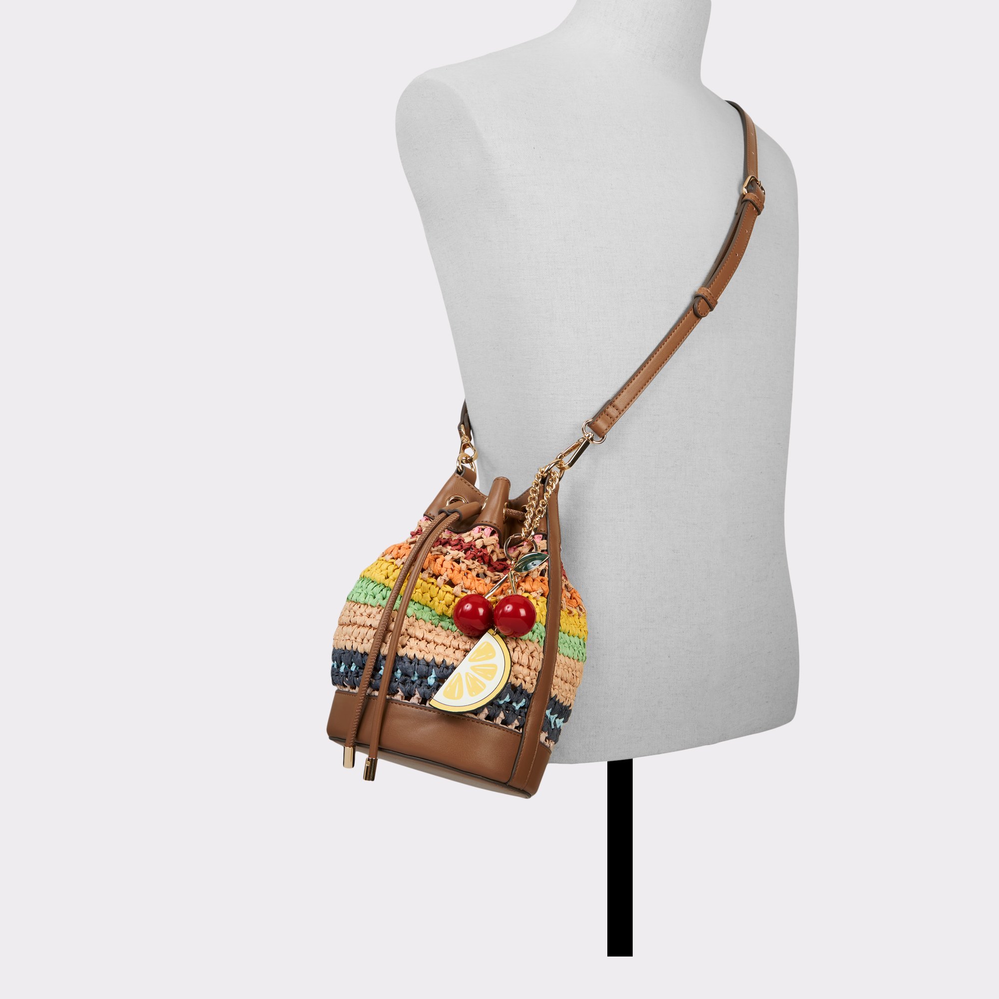 Sunvibex Multi Femmes Sacs seau | ALDO Canada