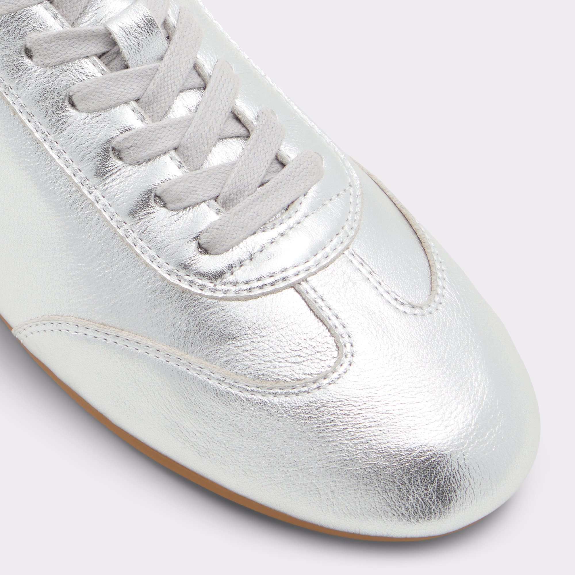 Swiftlyy Silver Women's Low top sneakers | ALDO Canada