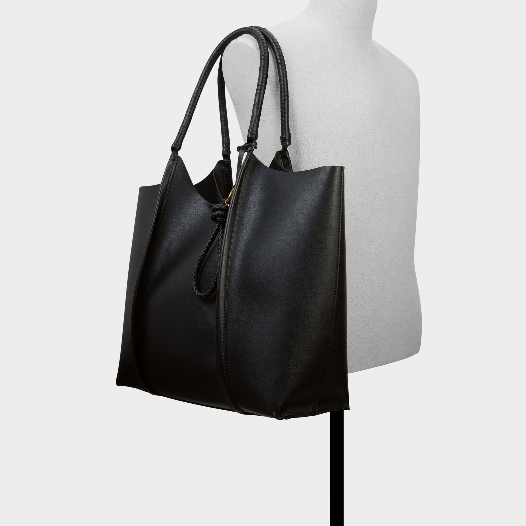 【関税送料込】ALDO Midtobo 2way ミディアムトート ブラック Tobo Black Women's Tote & Satchel bags | ALDO US