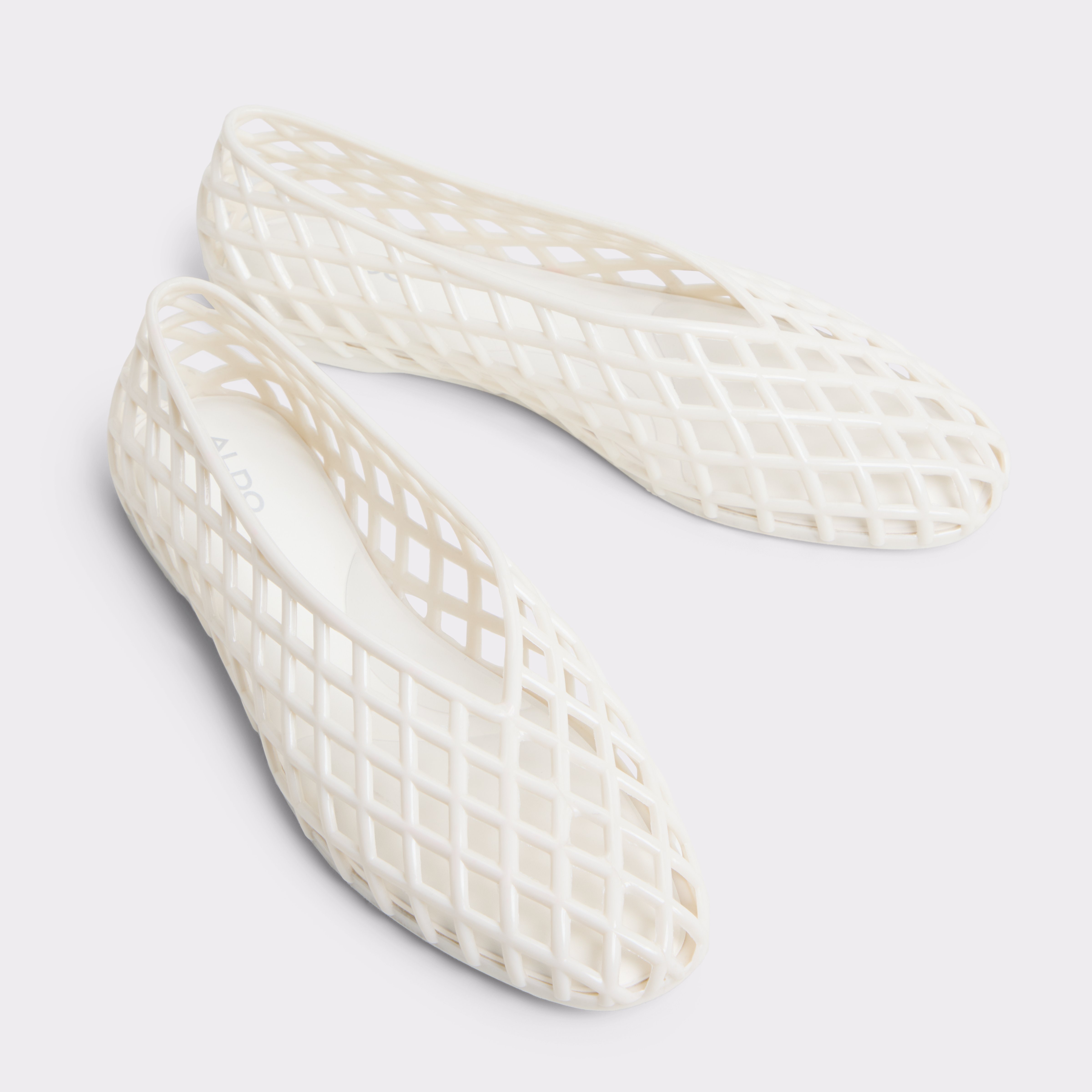 新作登場★【ALDO】Treschic ジェリー フラット シューズ treschic_beige_271-002-