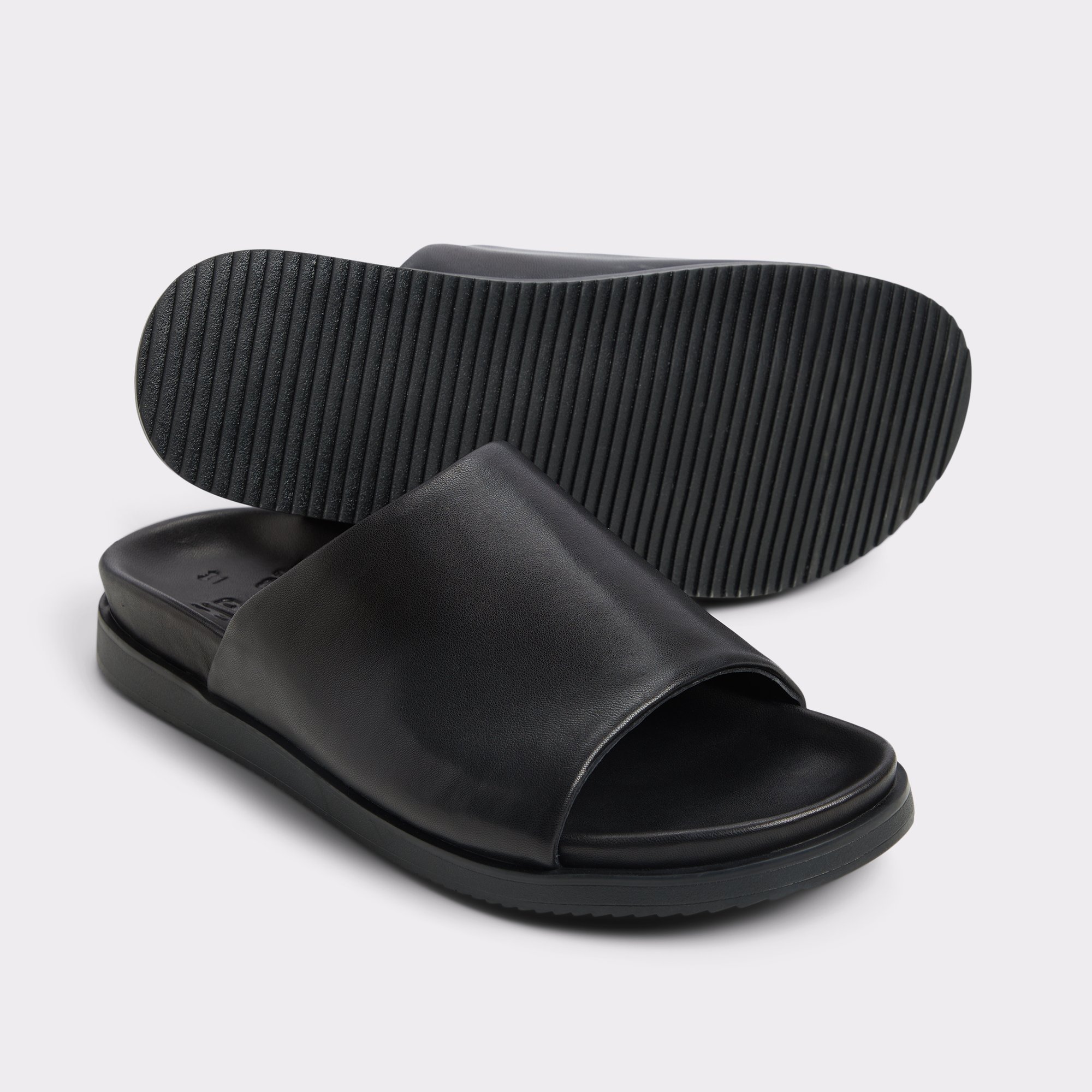Valor Black Men's Slides | ALDO Canada