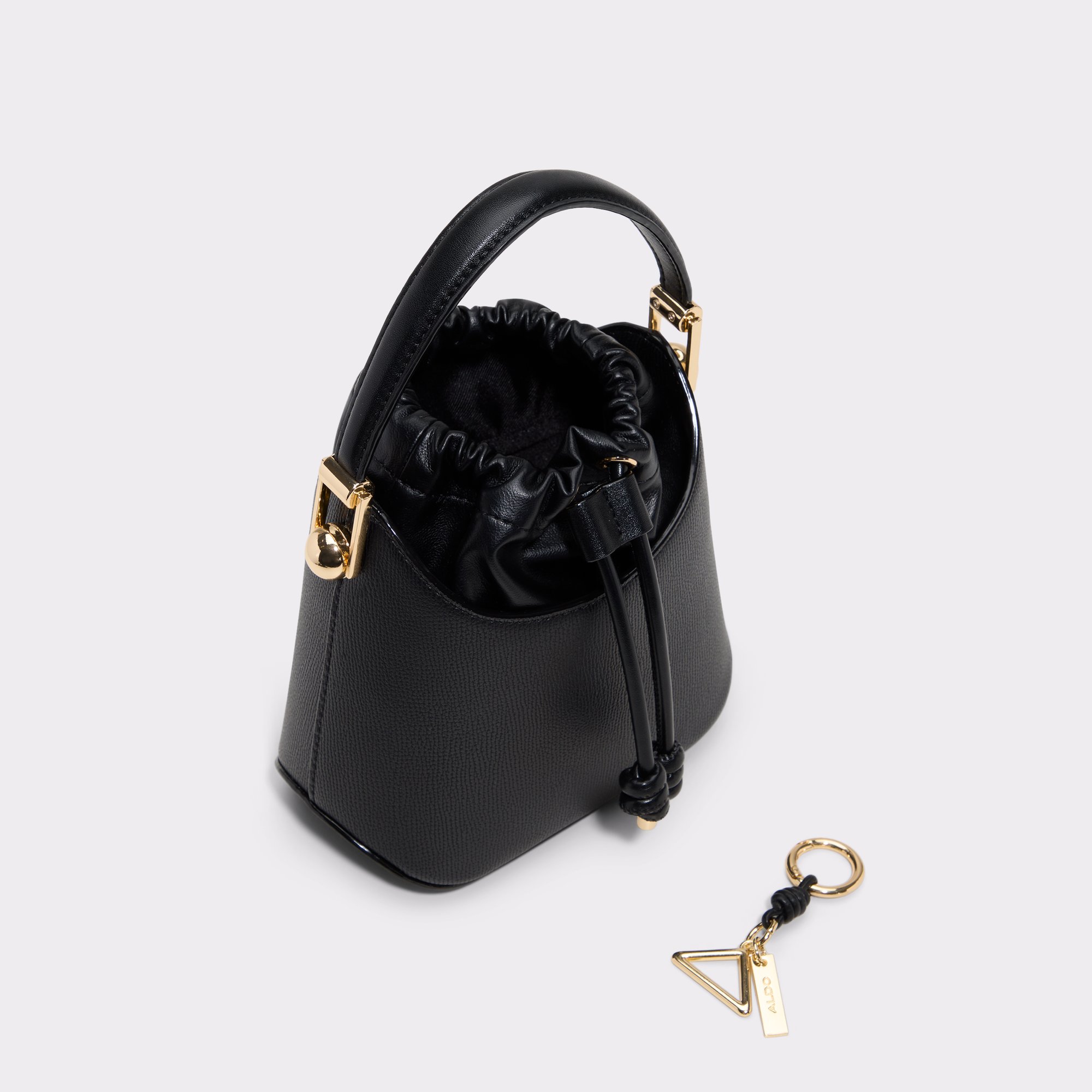 Verallie Débordement Noir Femmes Sacs seau | ALDO Canada