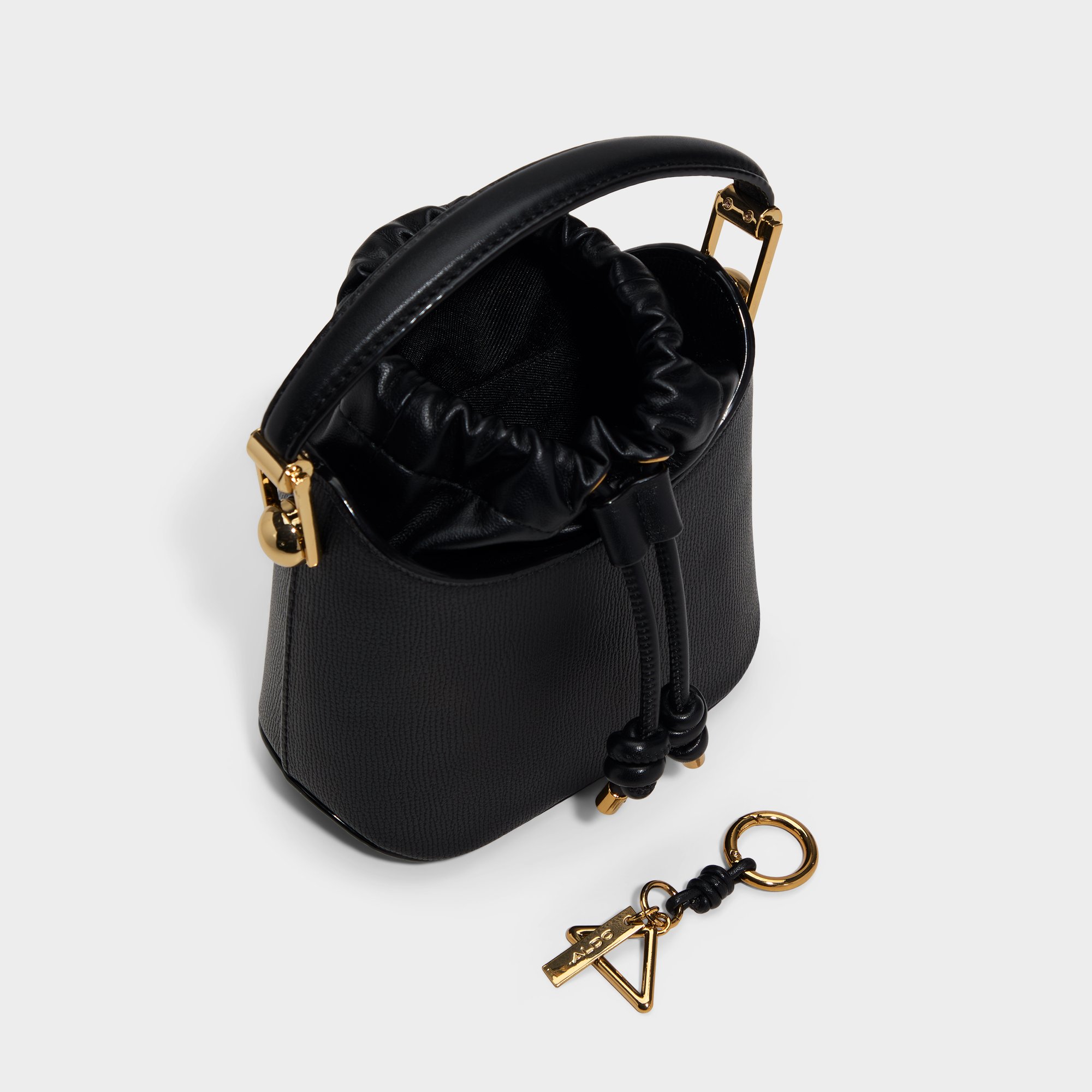 ★ALDO★ バケットバッグ Veralliex Black Overflow Women's Bucket Bags | ALDO US