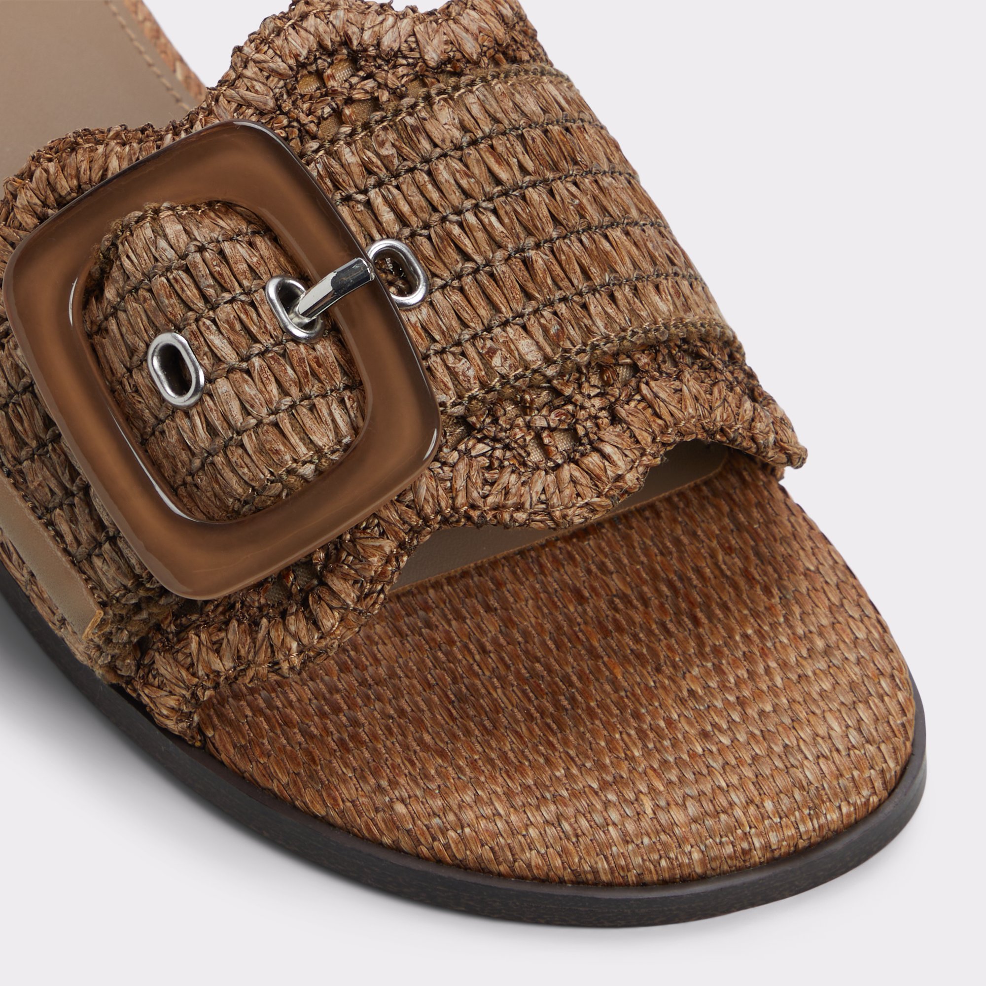 Wavysally Marron Clair Femmes Sandales à talon plat | ALDO Canada