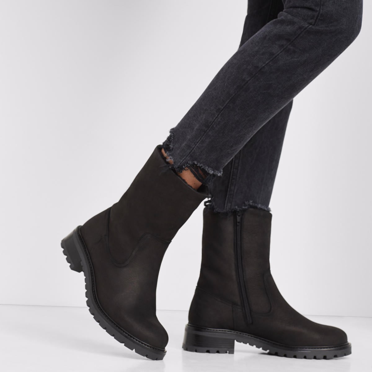 black aldo boots
