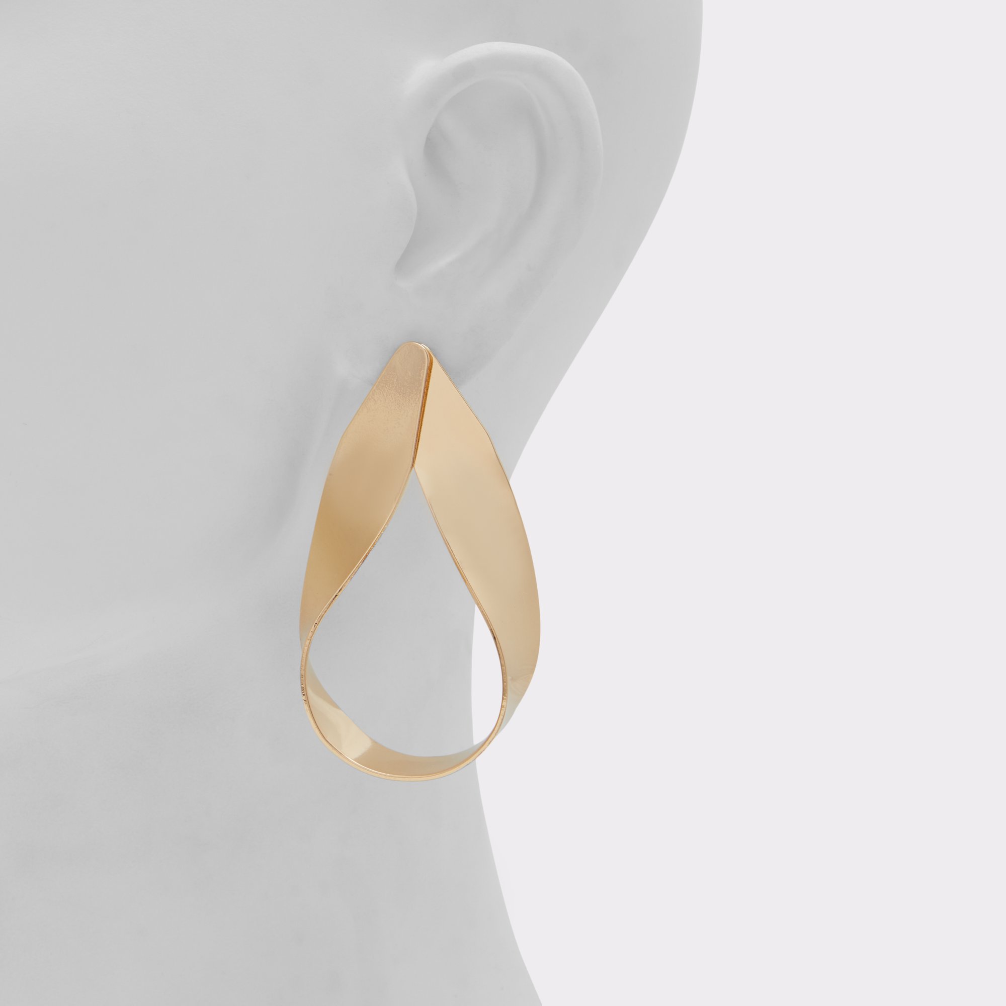 Zelma Gold Women's Earrings | ALDO Canada